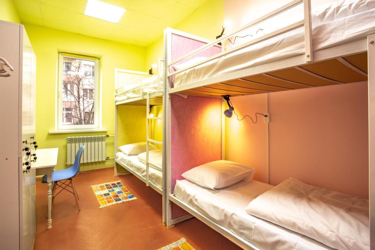 P2B hostel&bar Kiev Buitenkant foto