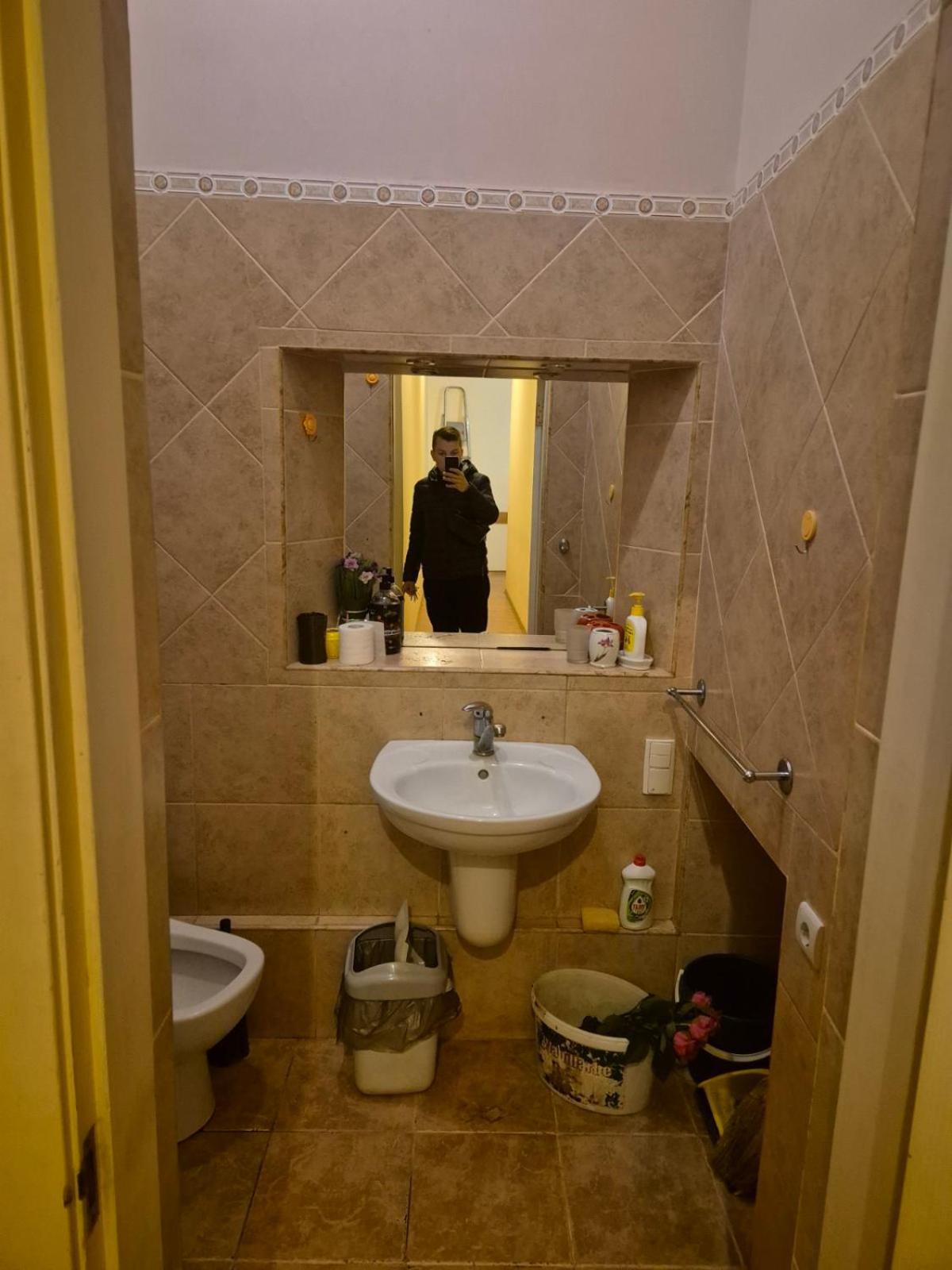 P2B hostel&bar Kiev Buitenkant foto